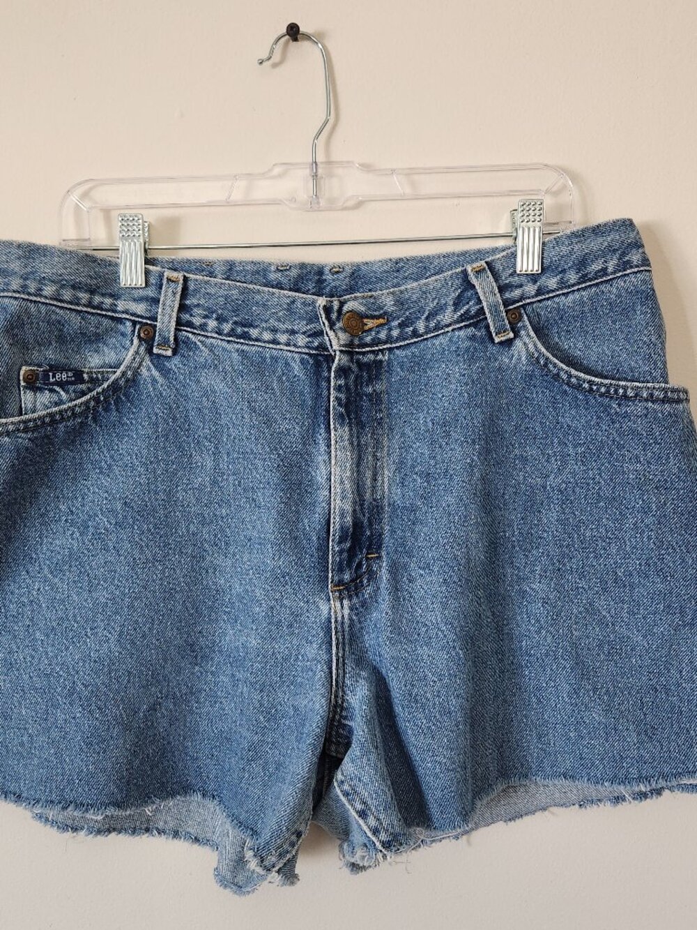 LEE Women Shorts Denim Size 14 High Rise Jeans Cut Off Vintage Size Unknown